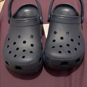 Navy crocs . BRAND NEW !!!